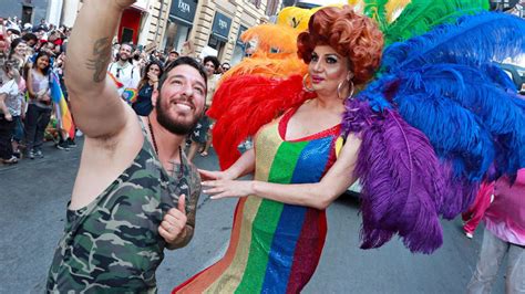 incontri gay bakeca palermo|Locali gay a Palermo: Guida 2024